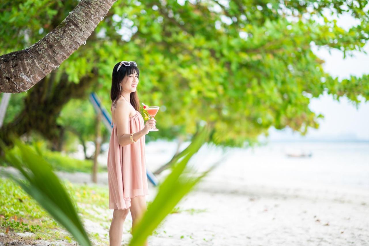 穆岛帕瓦皮海滩度假村 班柯木 外观 照片